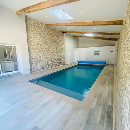La Belle Etoile Piscine Interieure Chauffee * Pougne-Hérisson